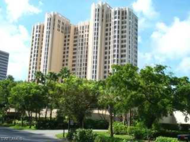 6849 Grenadier Blvd. #401, Naples, FL