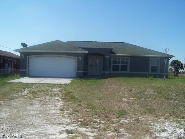 2442 45th Ave., Naples, FL 34120