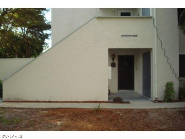 3068 Kings Lake Blvd., Naples, FL