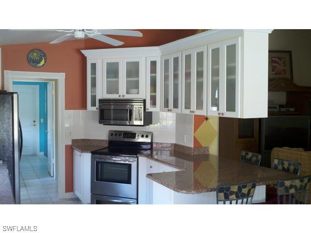 5732 Drummond Way, Naples, FL 34119