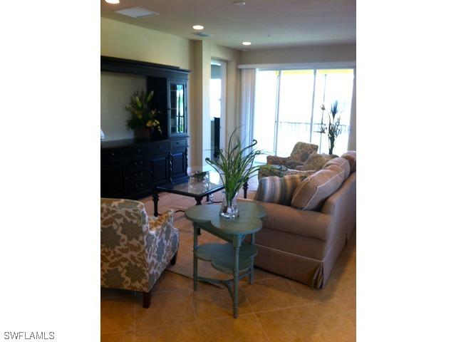 6533 Monterey Point #204, Naples, FL 34105