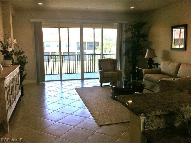 6533 Monterey Point #202, Naples, FL 34105