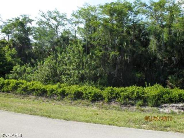 2753 22nd Ave., Naples, FL 34120