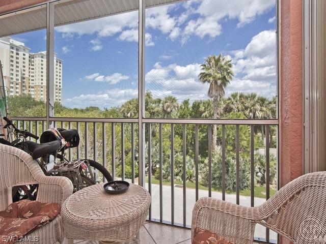 519 Roma Ct. #2-303, Naples, FL 34110