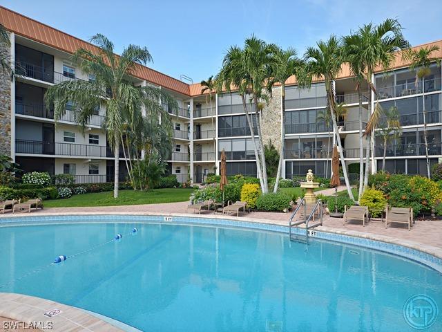 2900 Gulf Shore Blvd. #311, Naples, FL 34103