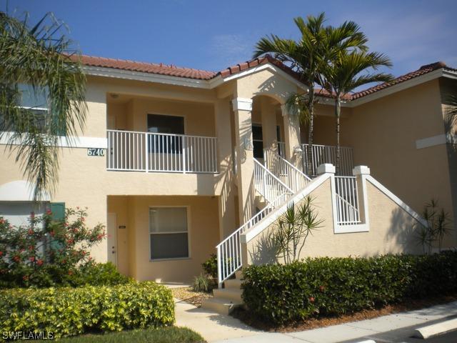 6368 Huntington Lakes Cir. #104, Naples, FL