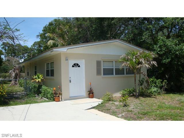 2549 Terrace Ave., Naples, FL 34104