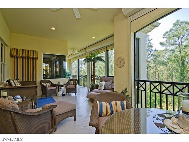 2870 Castillo Ct. #103, Naples, FL 34109