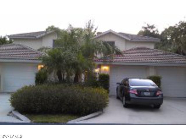 1335 Charleston Square Dr., Naples, FL