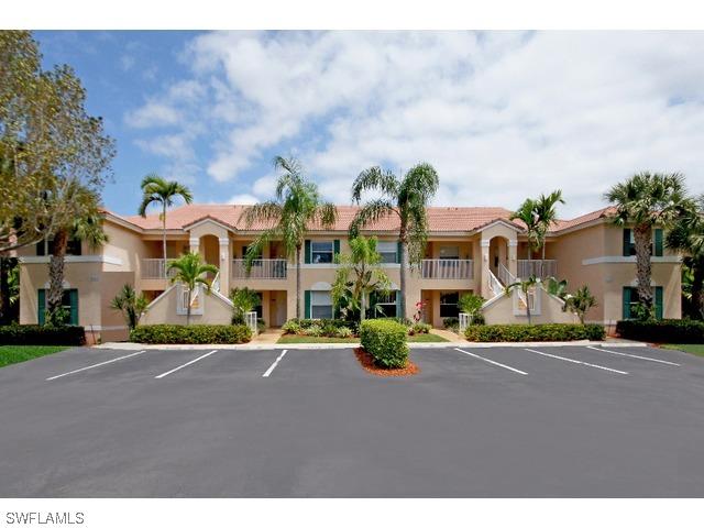 6480 Huntington Lakes Cir. #202, Naples, FL 34119