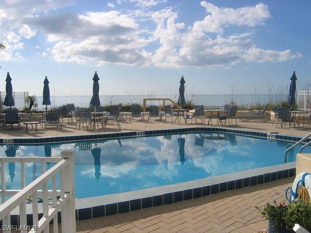 1065 Gulf Shore Blvd. #414, Naples, FL