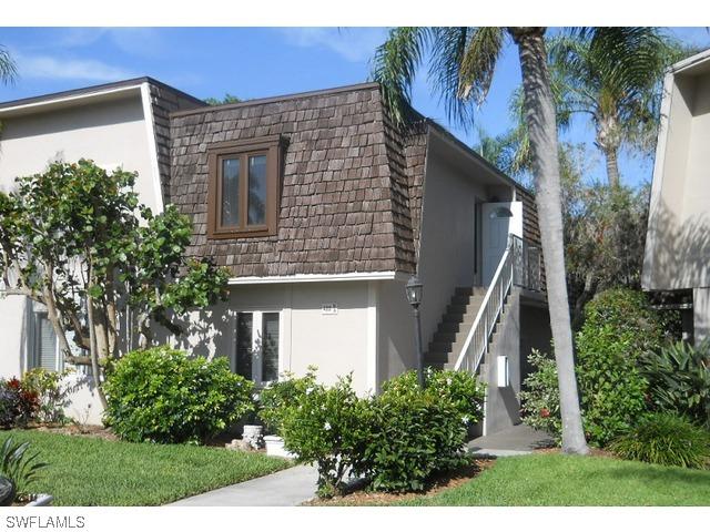 422 Meadowlark Ln., Naples, FL