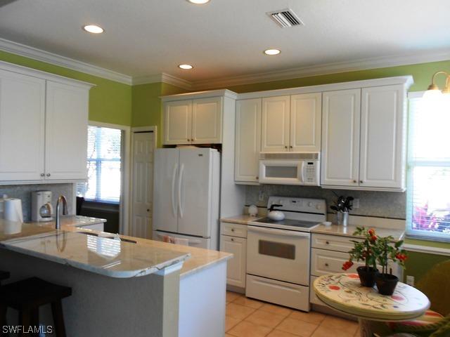 1016 Eastham Ct., Naples, FL