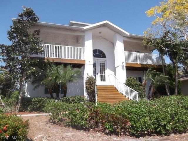 562 Tigertail Ct., Marco Island, FL