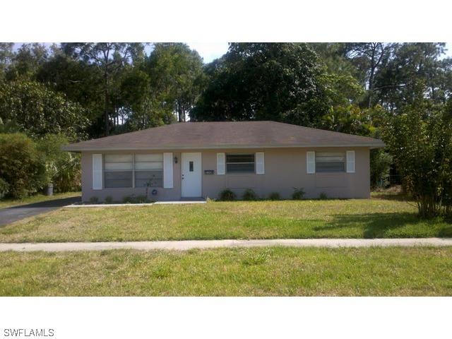 2392 Poinciana Dr., Naples, FL 34105