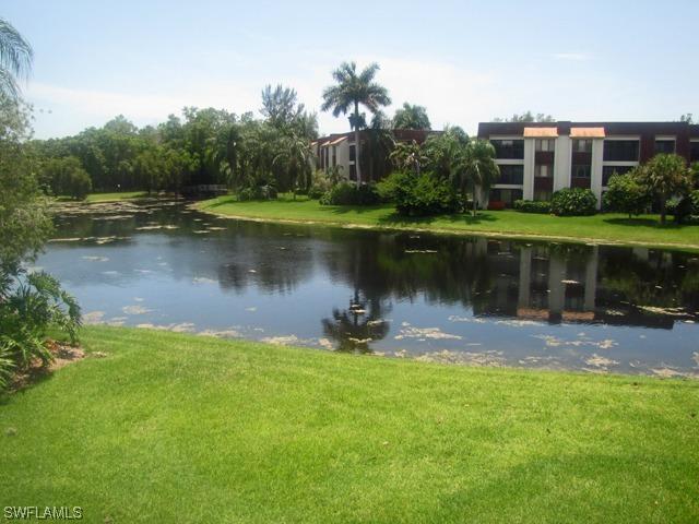 1645 Spoonbill Ln. #1645B, Naples, FL 34105