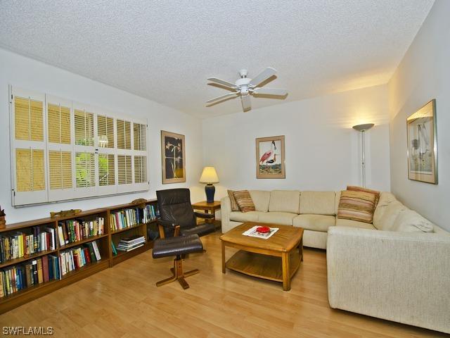 788 Park Shore Dr. #F-10, Naples, FL 34103