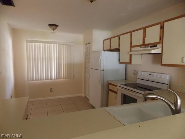 1330 Derbyshire Ct. #204, Naples, FL 34116