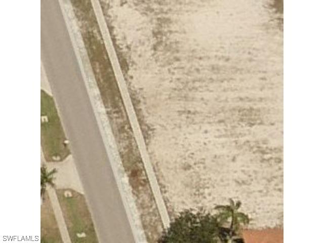 125 Greenview St., Marco Island, FL 34145