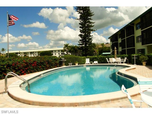 825 Ketch Dr. #301, Naples, FL 34103