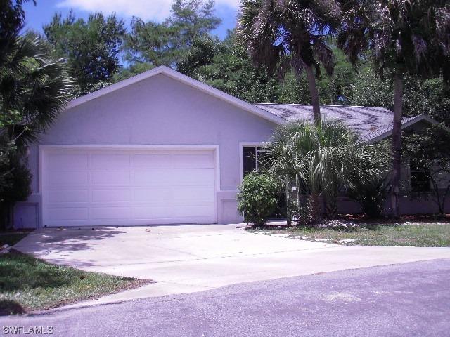 6067 Hollow Dr., Naples, FL