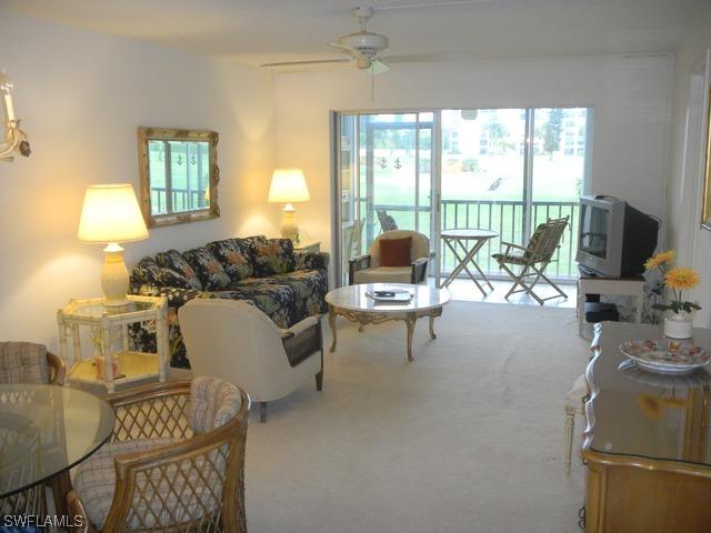 41 Highpoint Cir. #107, Naples, FL 34103