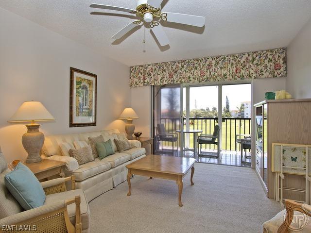 9 Highpoint Cir. #203, Naples, FL 34103