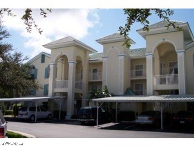575 Clubside Dr. #304, Naples, FL