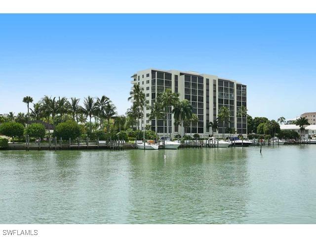2400 Gulf Shore Blvd. #501, Naples, FL 34103