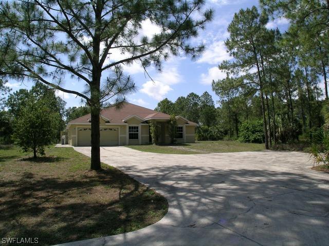 985 Everglades Blvd., Naples, FL 34117