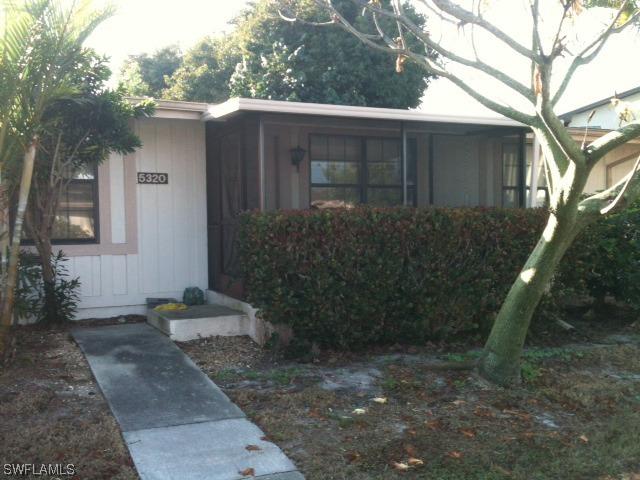 5320 Treetops Dr., Naples, FL 34113