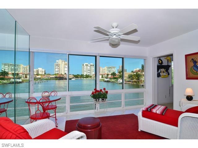 4155 Crayton Rd., Naples, FL