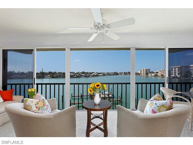 222 Harbour Dr., Naples, FL 34103