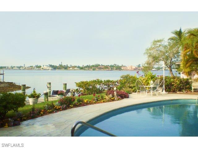 1380 Jewel Box Ave., Naples, FL 34102