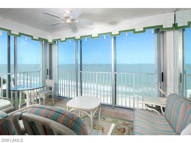 1717 Gulf Shore Blvd. #802, Naples, FL