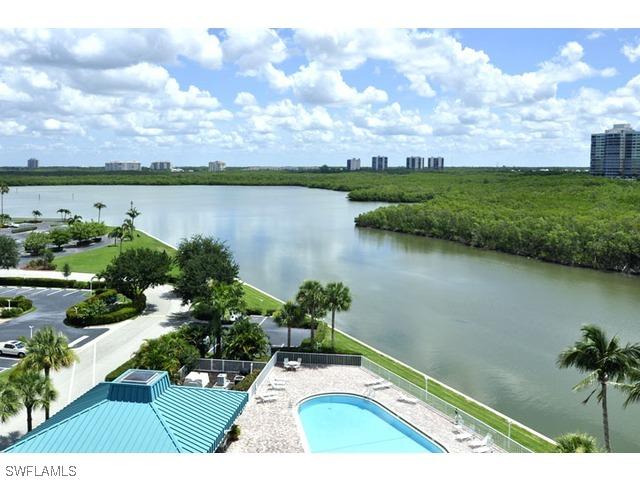 25 Bluebill Ave. #706, Naples, FL