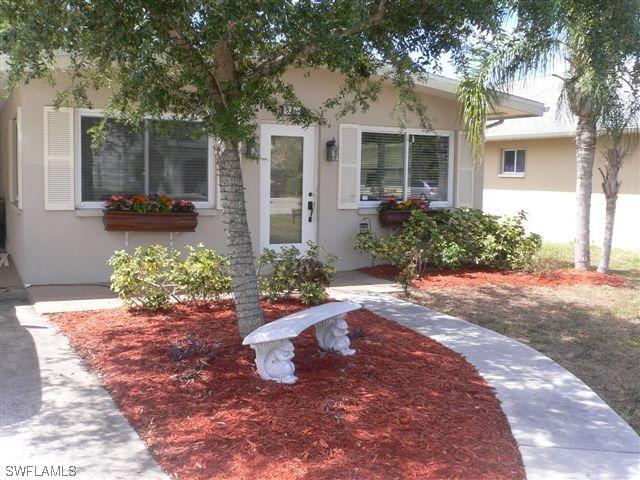 810 99th Ave., Naples, FL 34108