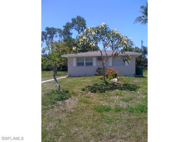 5209 Gilchrist St., Naples, FL