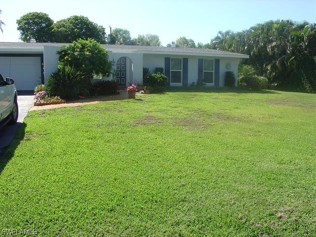 1531 Nautilus Rd., Naples, FL 34102