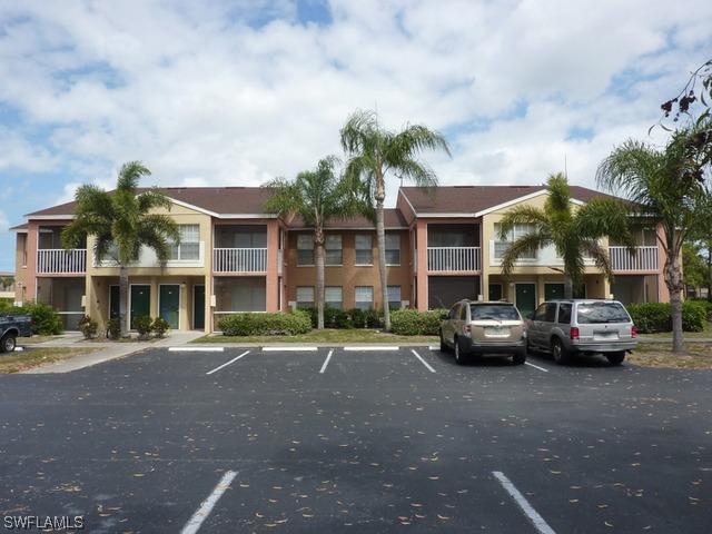 142 Santa Clara Dr., Naples, FL 34104