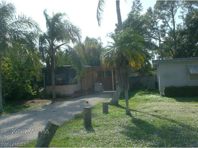 1112 Trail Terrace Dr., Naples, FL 34103