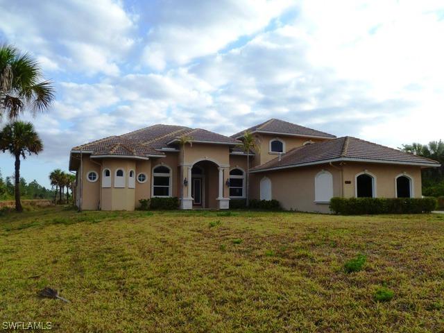 1325 12th Ave., Naples, FL 34120