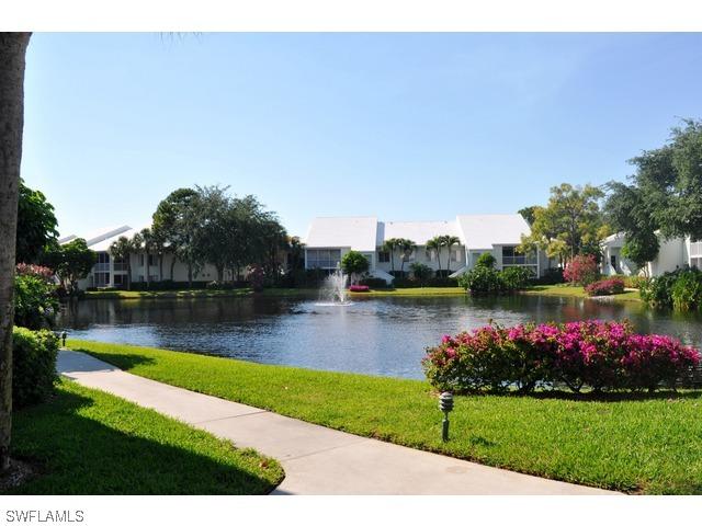 792 Willowbrook Dr. #403, Naples, FL 34108