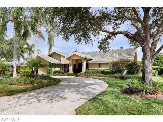 1902 Countess Ct., Naples, FL