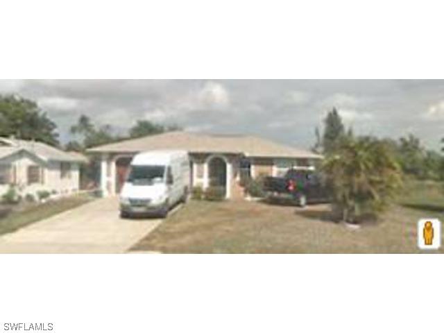 2275 Thomasson Dr., Naples, FL 34112