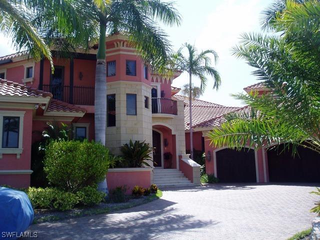 150 Little Carlos Ln., Fort Myers Beach, FL