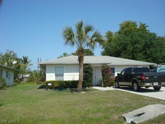 5337 Carlton St., Naples, FL 34104