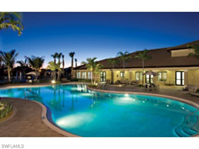 6533 Monterey Point #104, Naples, FL 34105