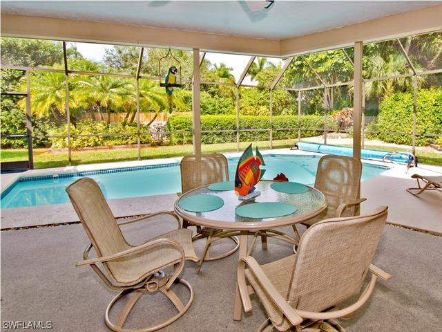 757 Park Shore Dr., Naples, FL 34103