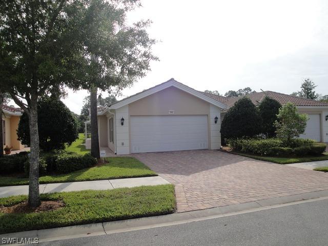 7685 Rozzini Ln., Naples, FL 34114